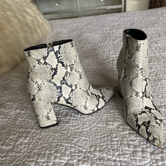 Princess Polly Shoes - Snakeskin Booties